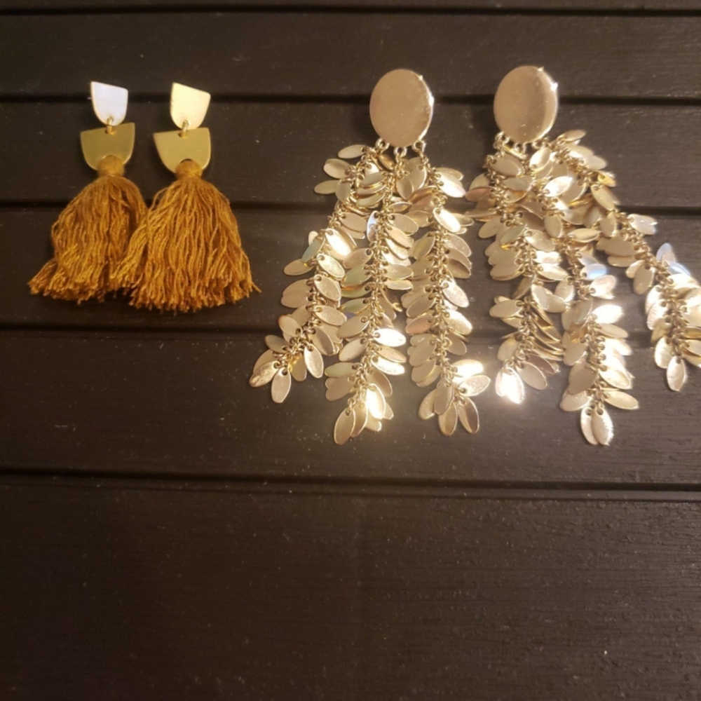 💕💕💕 5 for $20 Bundle 2 gold tone shiny sparkle vibrant dangle large earring
